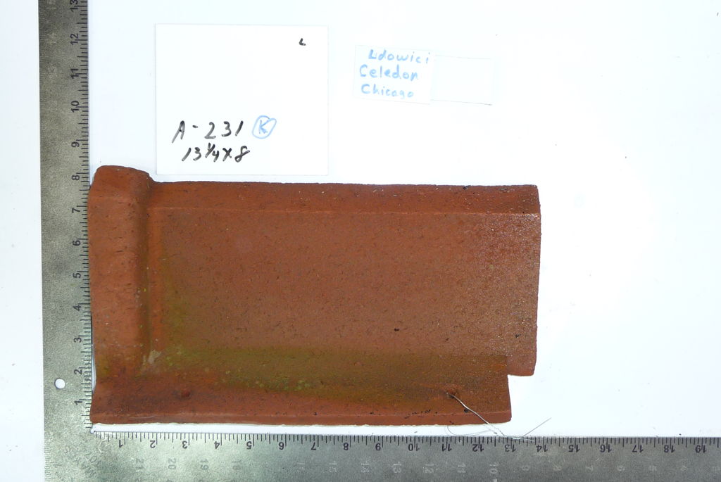 PRODUCT: A-231 > Ludowici, #211 Ridge Deck Mould, 13.25 x 8 Clay Red, Smooth (reclaimed)