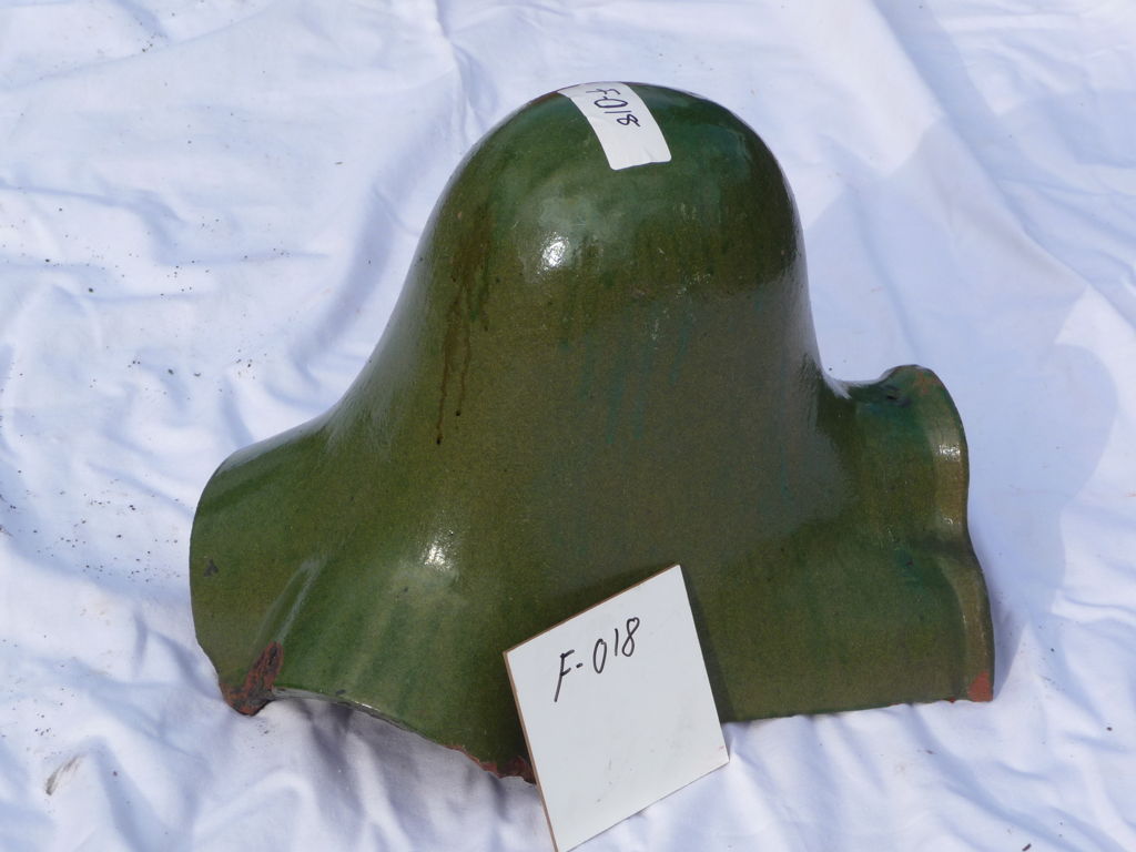 PRODUCT: F-018 > Ludowici High Bump #405  #206/#102 Hip Roll Old Brookville Green Smooth (Reclaimed)