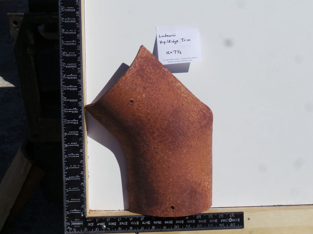PRODUCT: FL-126 > Ludowici Hip To Ridge 15 x 7.5 Fire Flashed Terracotta (New) Trim